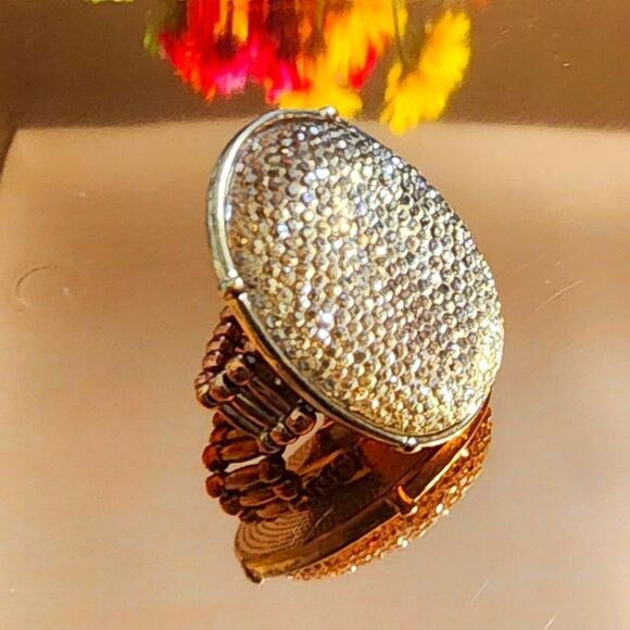 🐢 Vintage Ring Stretch Band Gold Rhinestone Circular Disc Ring 1” Diameter - Picture 1 of 8